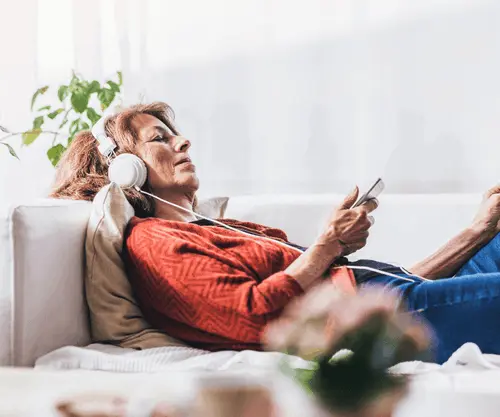 Neuro Energizer User with headphone image